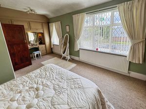 Master Bedroom - click for photo gallery